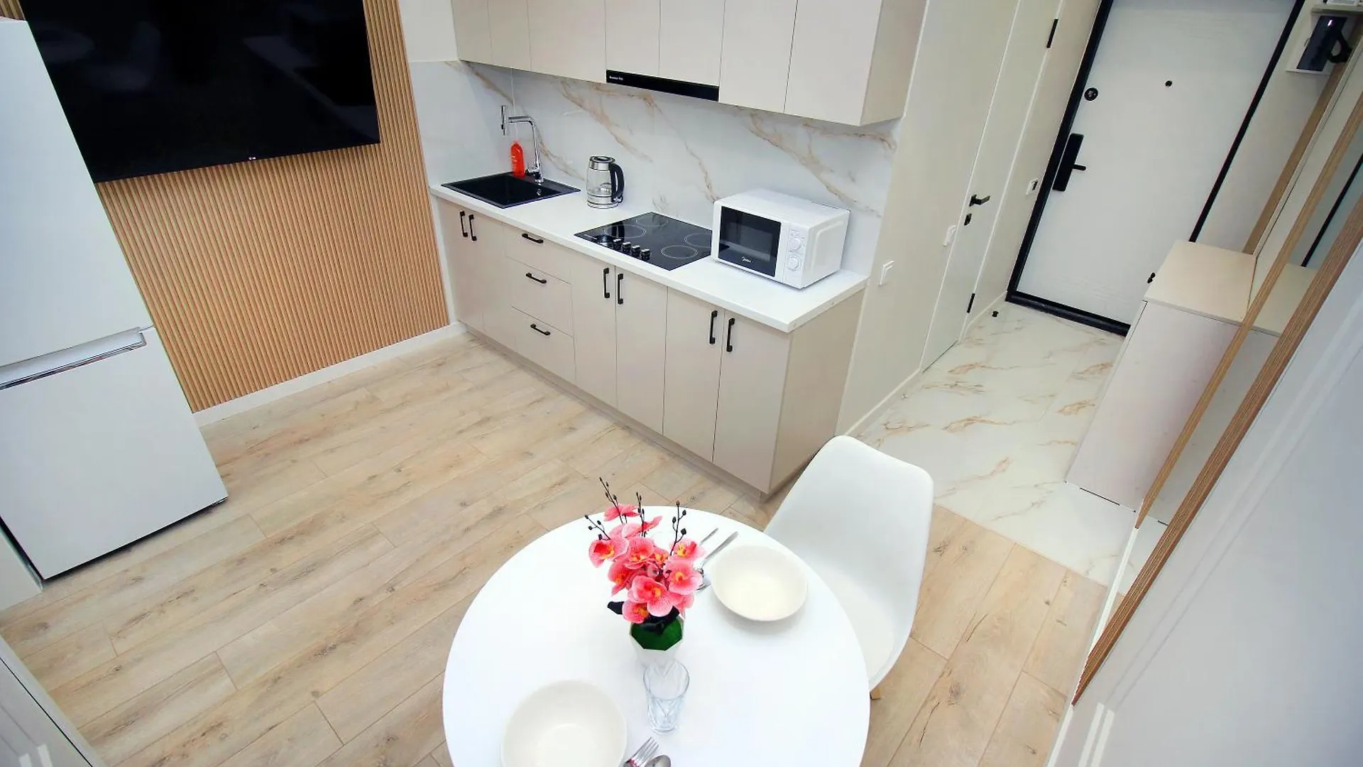 Уютная Аппартамент В Жк Foutseason Apartment Almaty 0*,