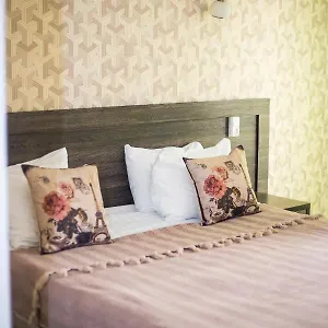 3* فندق Golden Palace